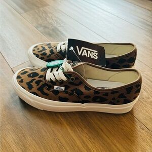 Vans Authentic 44 DX OG Leopard Shoe Sz 7.5 Men / 9 Women (New in Box)